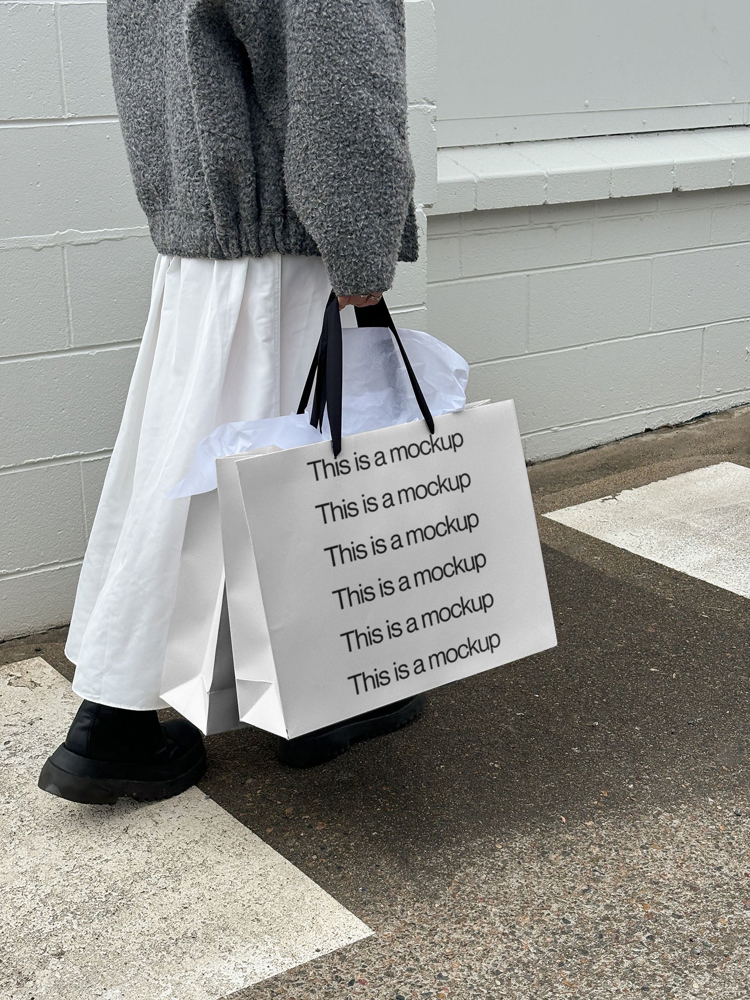 Shopping Tote Gloomy Mockup 04